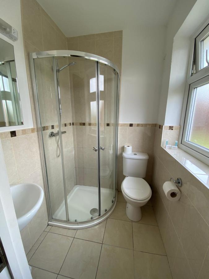 Contractors Guest House High Wycombe Bagian luar foto