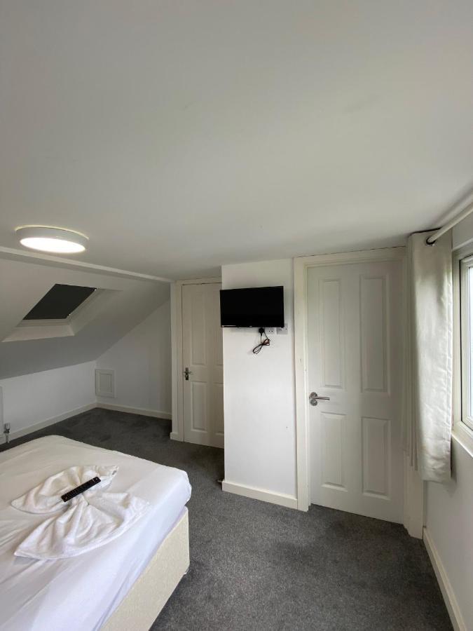 Contractors Guest House High Wycombe Bagian luar foto