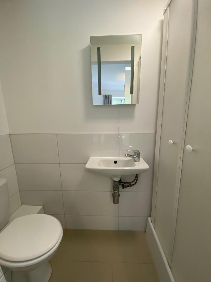 Contractors Guest House High Wycombe Bagian luar foto