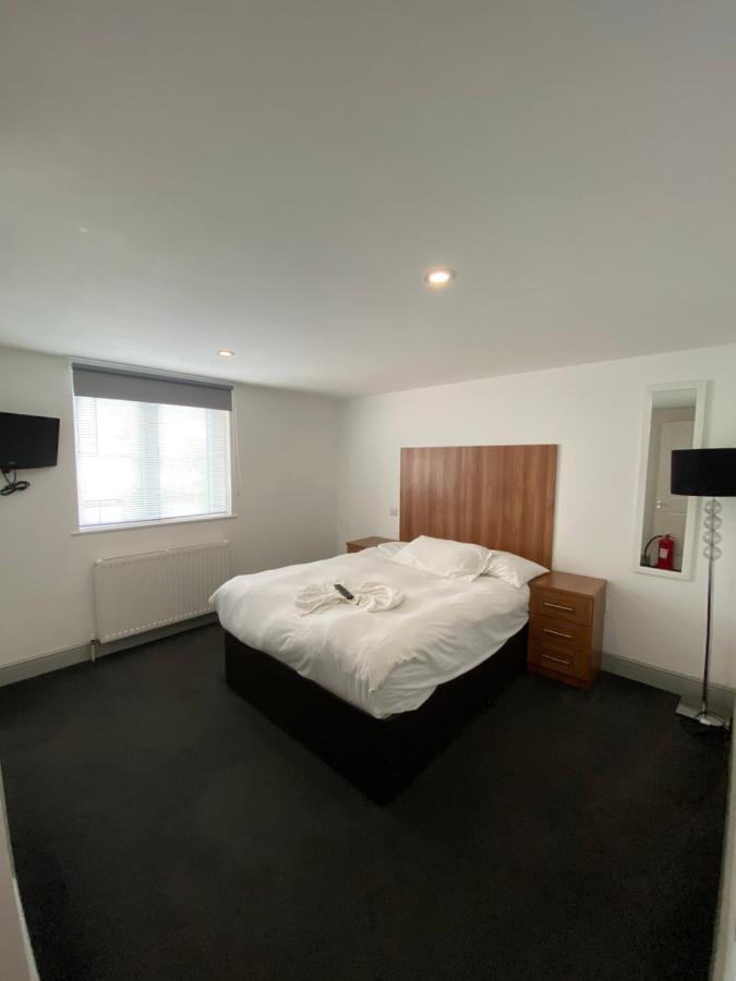 Contractors Guest House High Wycombe Bagian luar foto